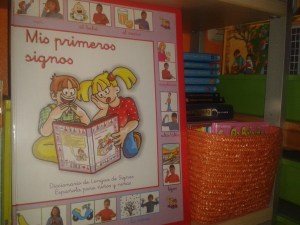 Libro de Lengua de Signos para niños