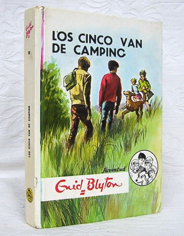 7 Los Cinco van de camping
